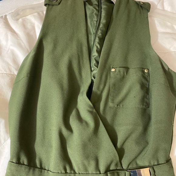 Romper - Picture 1 of 3